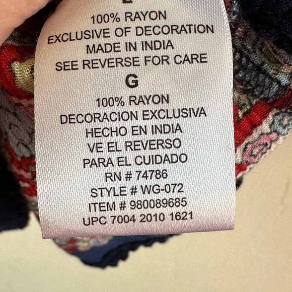 Bila Boho Navy & Pink/Red Paisley Print Blouse with Cut Out Shoulders Sz Lg - Picture 8 of 13